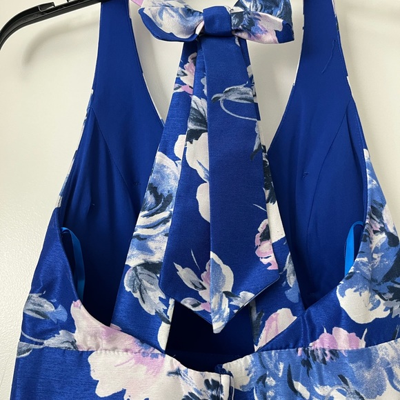 New, full length maxi dress size 7 (juniors) from Macy’s - Picture 3 of 5